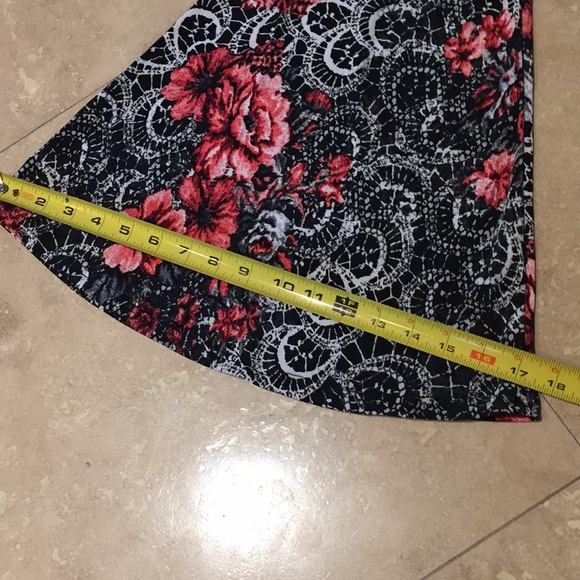 LAST ONE ! Boho Floral Bell Bottom - Picture 5 of 6